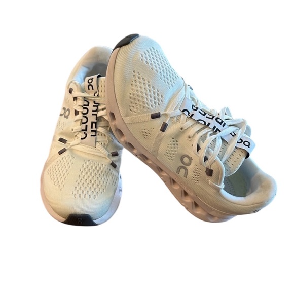 On Running Cloud Surfer White Mesh Sneakers - Picture 4 of 7